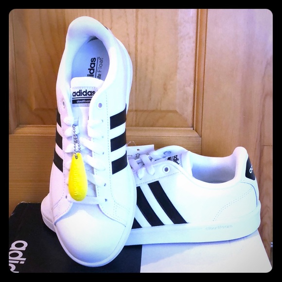 Adidas Ortholite Float Women’s Size 8 NWT Adidas Ortholite Float Women’s Size 8 NWT